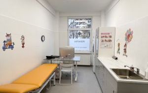 Gabinet pediatryczny oraz szczepień (17)